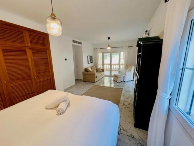 Exclusive Poolvilla Patricia - Camp De Mar Villa